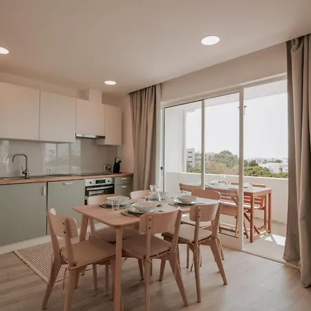 Апартаменты Flh Boho Chic With Balcony Албуфейра