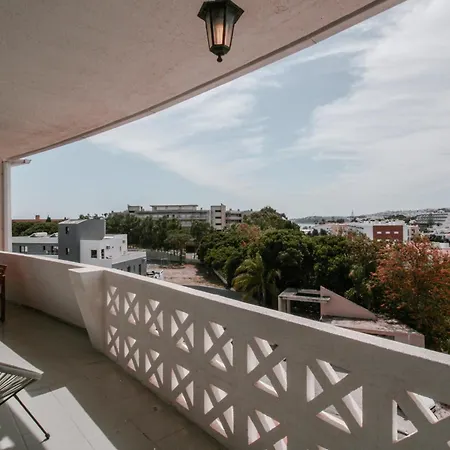 Flh Boho Chic With Balcony דירה